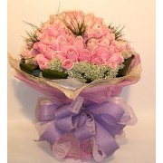 33 Romantic Roses