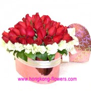 18 Red Roses in heart sharp box